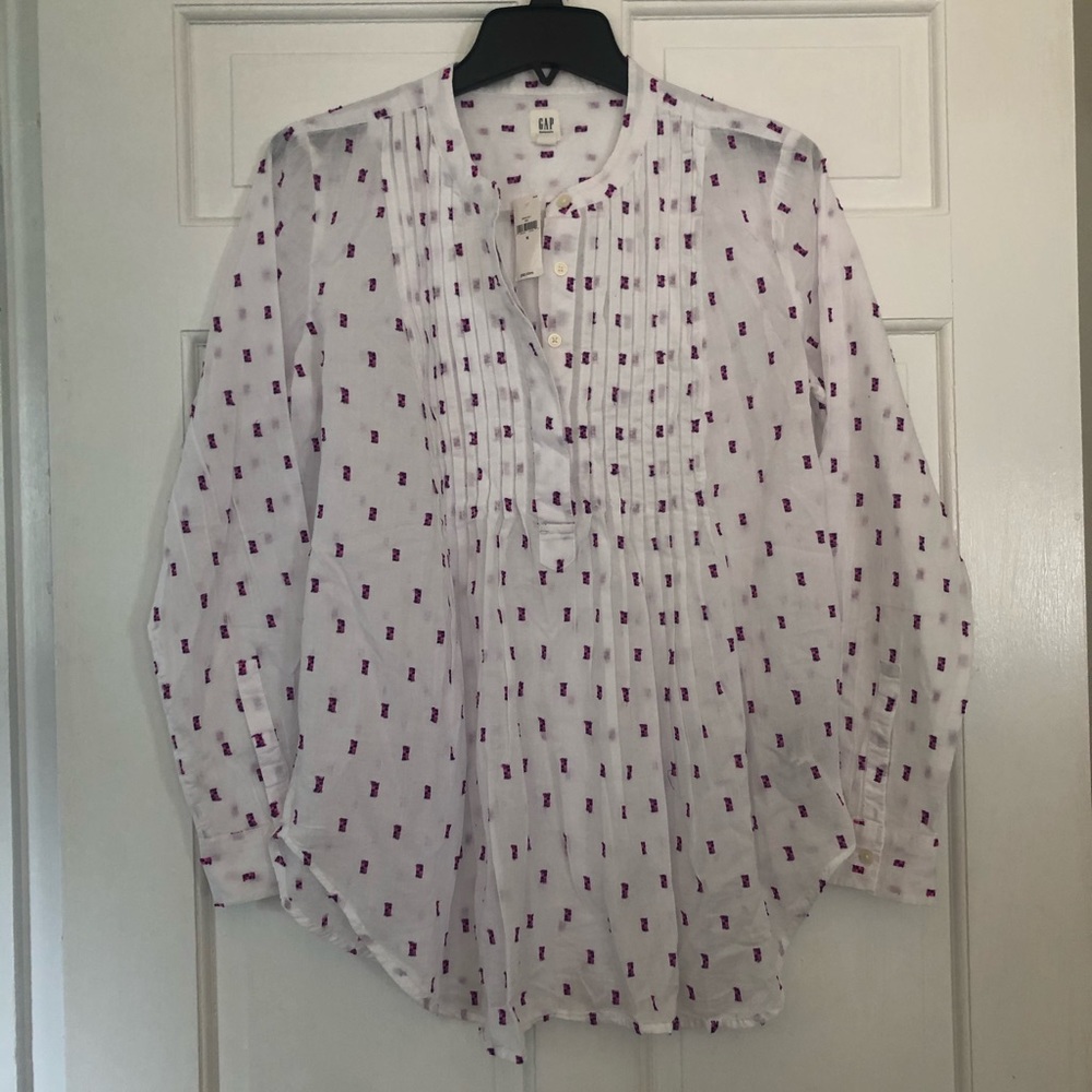 NWT! Gap Maternity Popover Top
